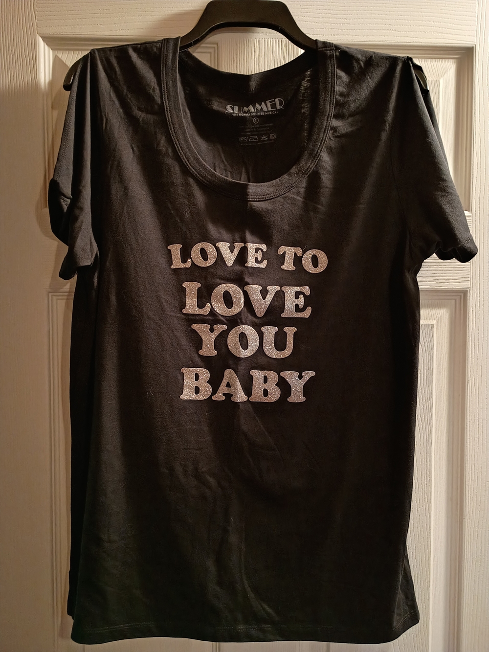 NWOT Donna Summer Black "Love to Love You Baby" Graphic Tee - Wonens
